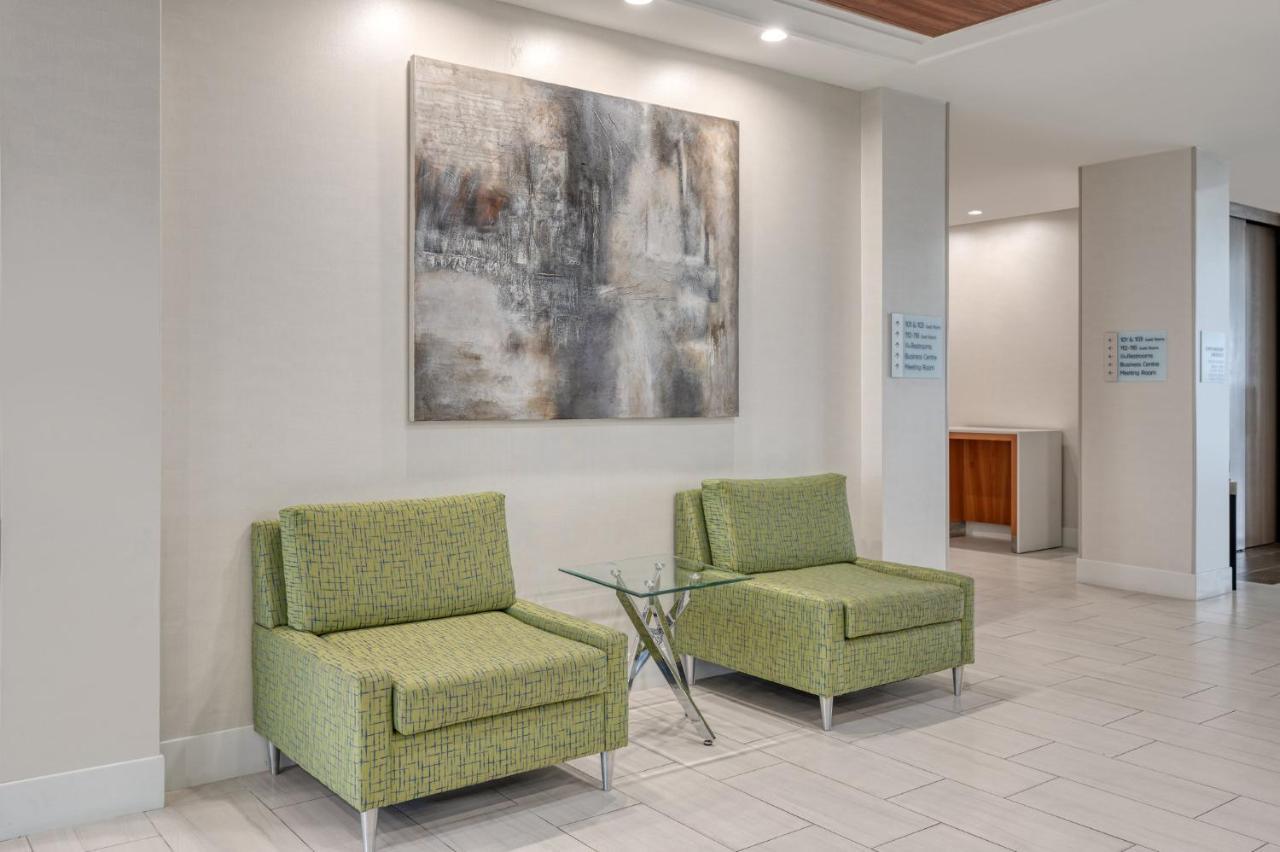Holiday Inn Express Hotel & Suites Ottawa Airport By Ihg Luaran gambar
